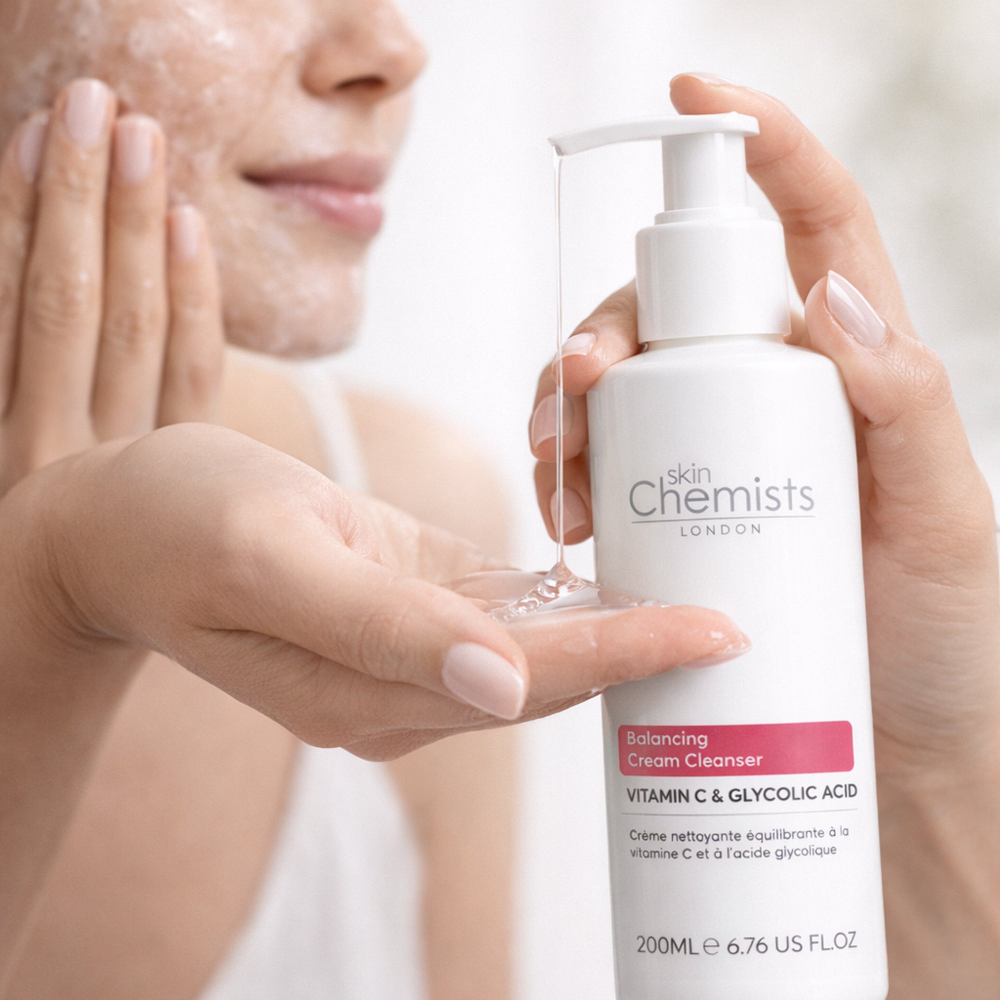 Balancing Vitamin C & Glycolic Acid Cream Cleanser 200ml